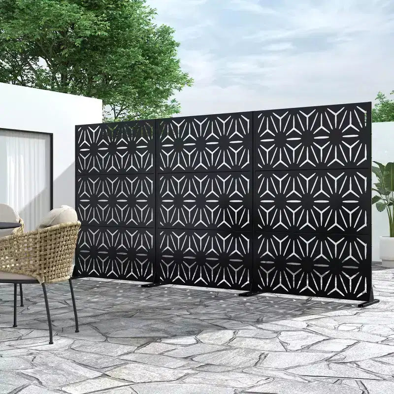 Star 01 Black Galvanized Steel Screen 183x120x40cm