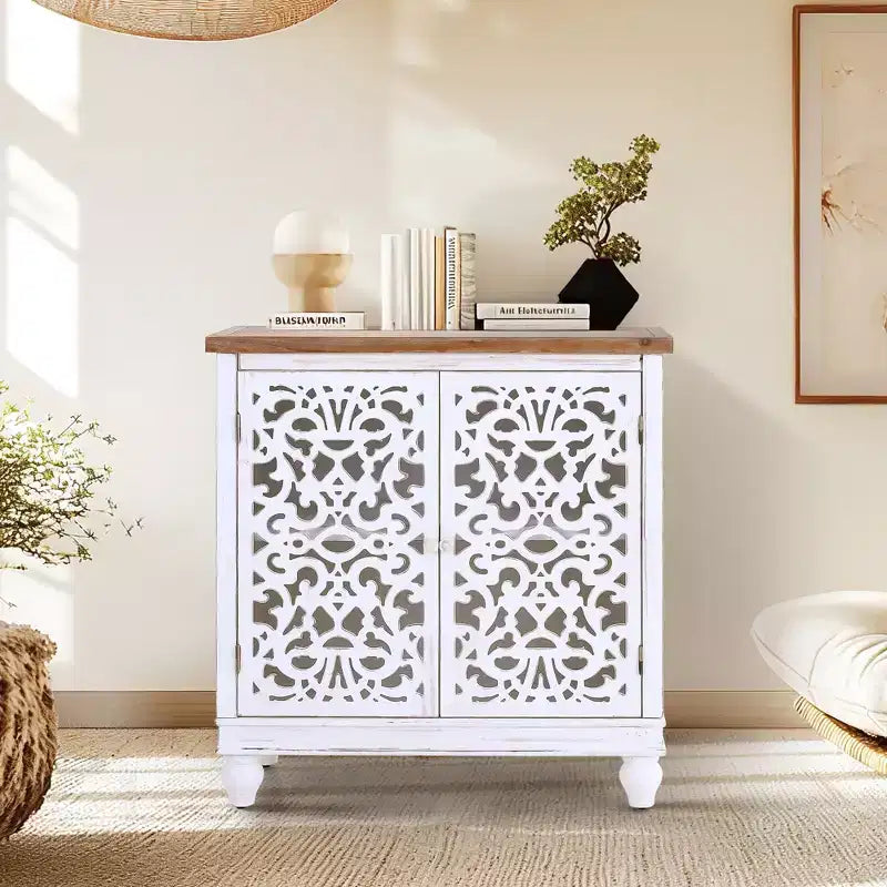 Bahut de rangement sculpté creux effet vieilli avec pieds en bois massif pour salon, entrée, couloir