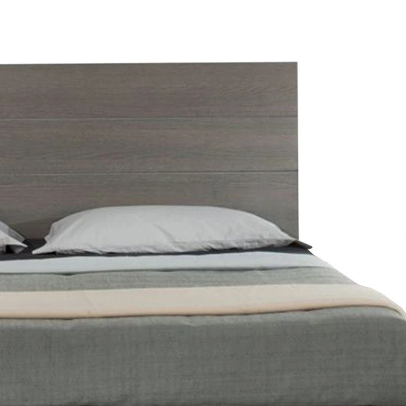 Lit plateforme King Size, pieds en métal noir, tête de lit à panneaux gris