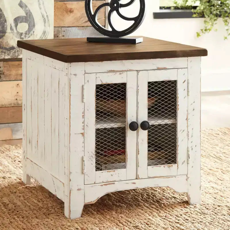 Table d'appoint Blanc/Marron - Signature Design by Style moderne avec rangement, pieds en bois et portes doubles