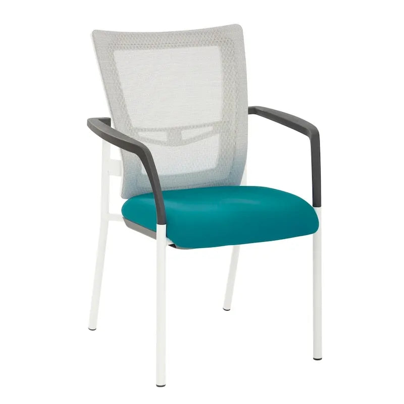 Chaise visiteur à dossier en maille et assise en tissu noir rembourré, avec accoudoirs et piètement blanc